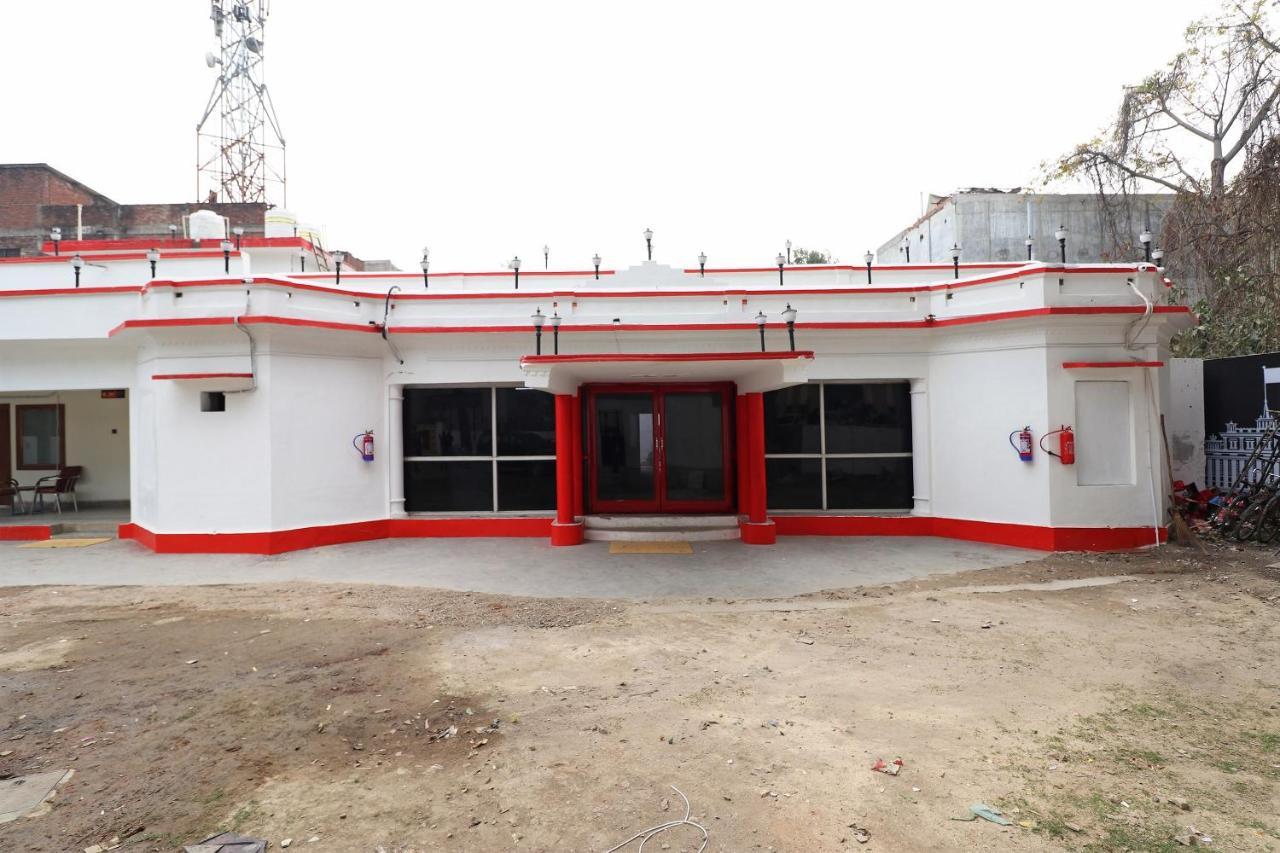 Oyo 28212 High Court View Hotel Allahabad Luaran gambar