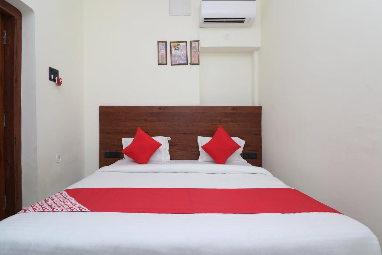 Oyo 28212 High Court View Hotel Allahabad Luaran gambar