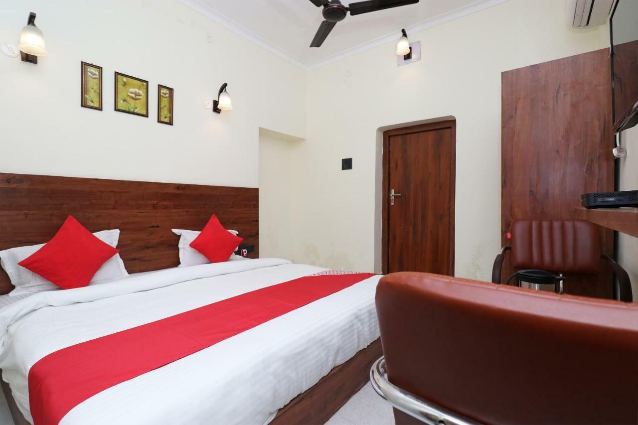 Oyo 28212 High Court View Hotel Allahabad Luaran gambar